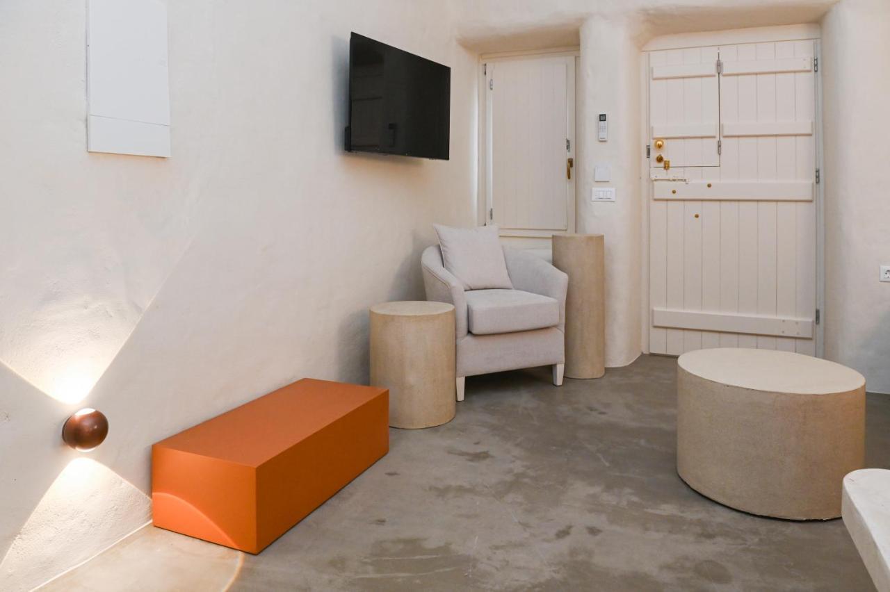 Naos Suites Vóthon Eksteriør billede